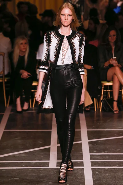 Look 4